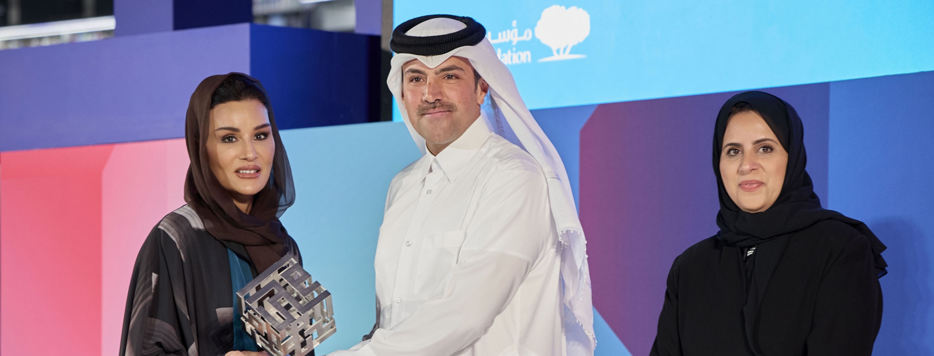 فئة الإسهامات الفردية دولة قطر 